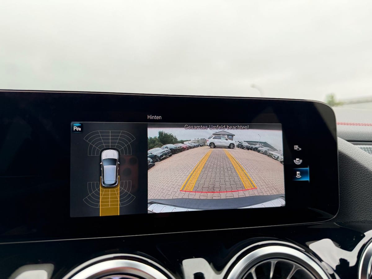 Mercedes-Benz EQA 350 AMG Line 4-Matic foto 15