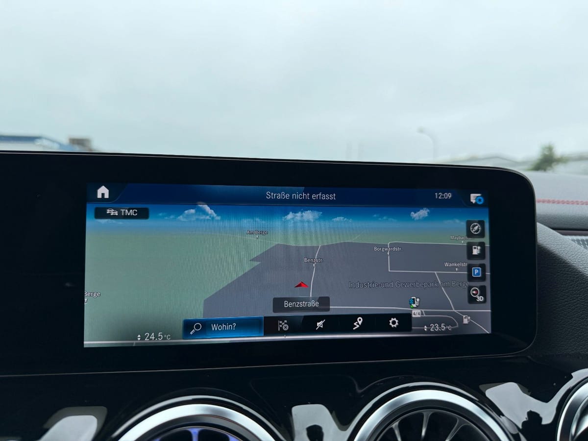 Mercedes-Benz EQA 350 AMG Line 4-Matic foto 16