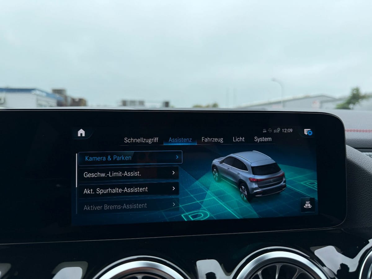 Mercedes-Benz EQA 350 AMG Line 4-Matic foto 19