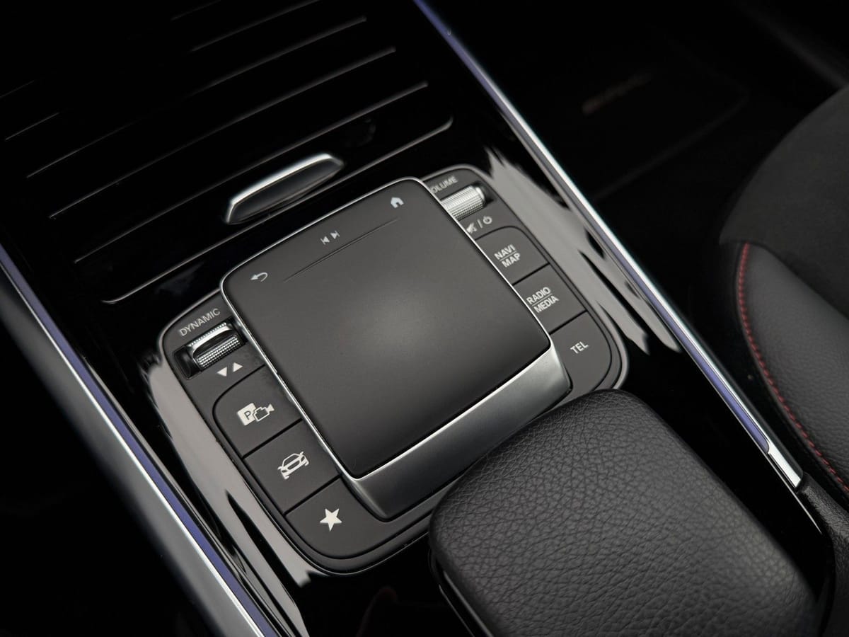 Mercedes-Benz EQA 350 AMG Line 4-Matic foto 23