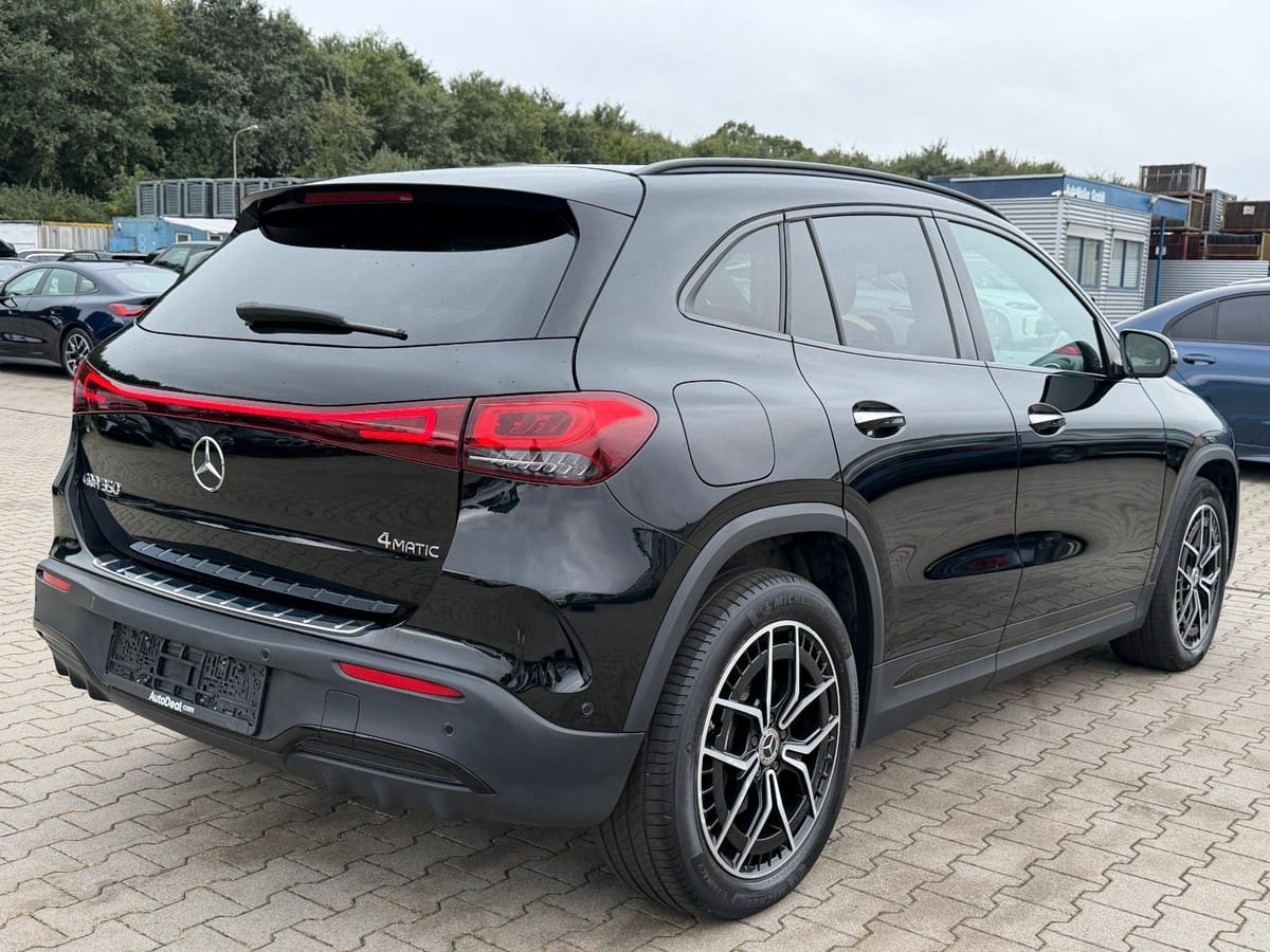 Mercedes-Benz EQA 350 AMG Line 4-Matic foto 4