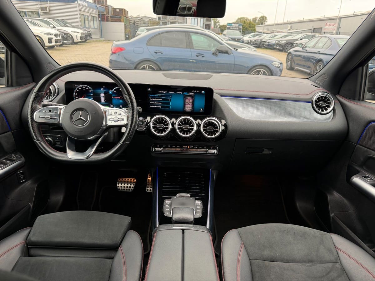 Mercedes-Benz EQA 350 AMG Line 4-Matic foto 9