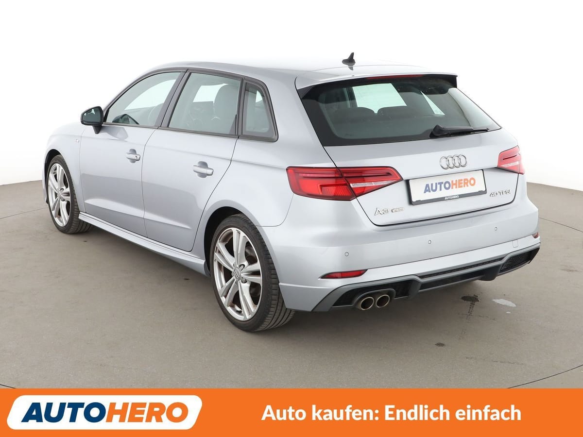 Audi A3 Sportback 40 TFSI quattro Sport Aut. S-LINE foto 4