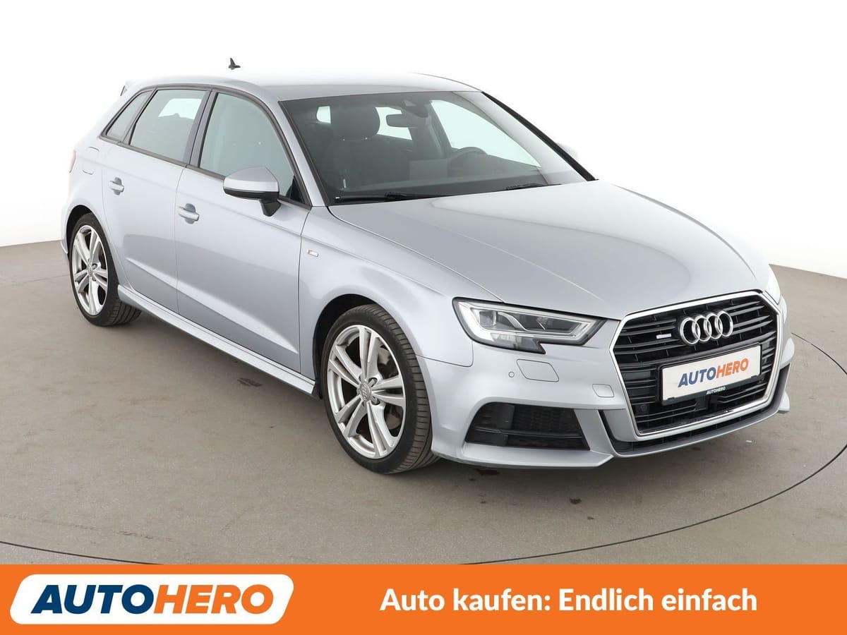 Audi A3 Sportback 40 TFSI quattro Sport Aut. S-LINE foto 8