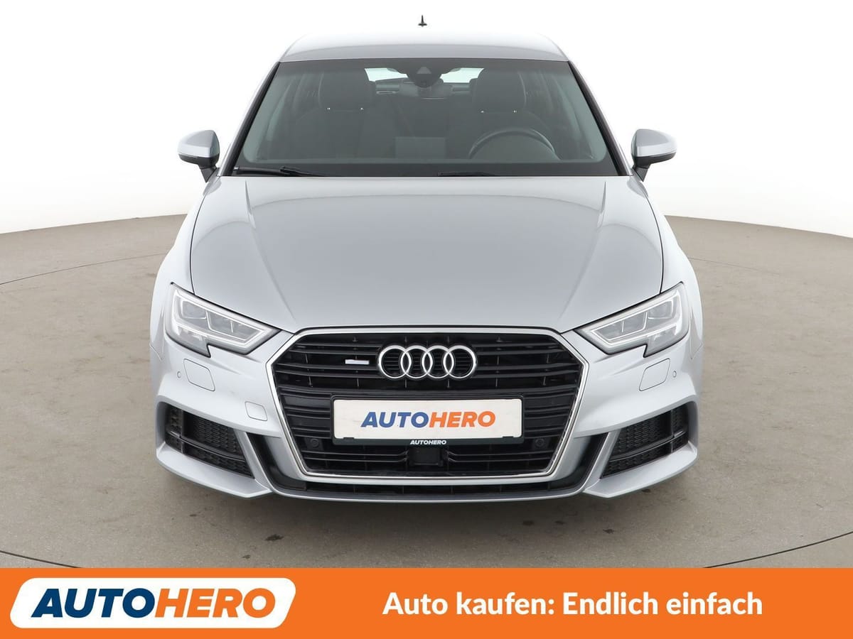 Audi A3 Sportback 40 TFSI quattro Sport Aut. S-LINE foto 9