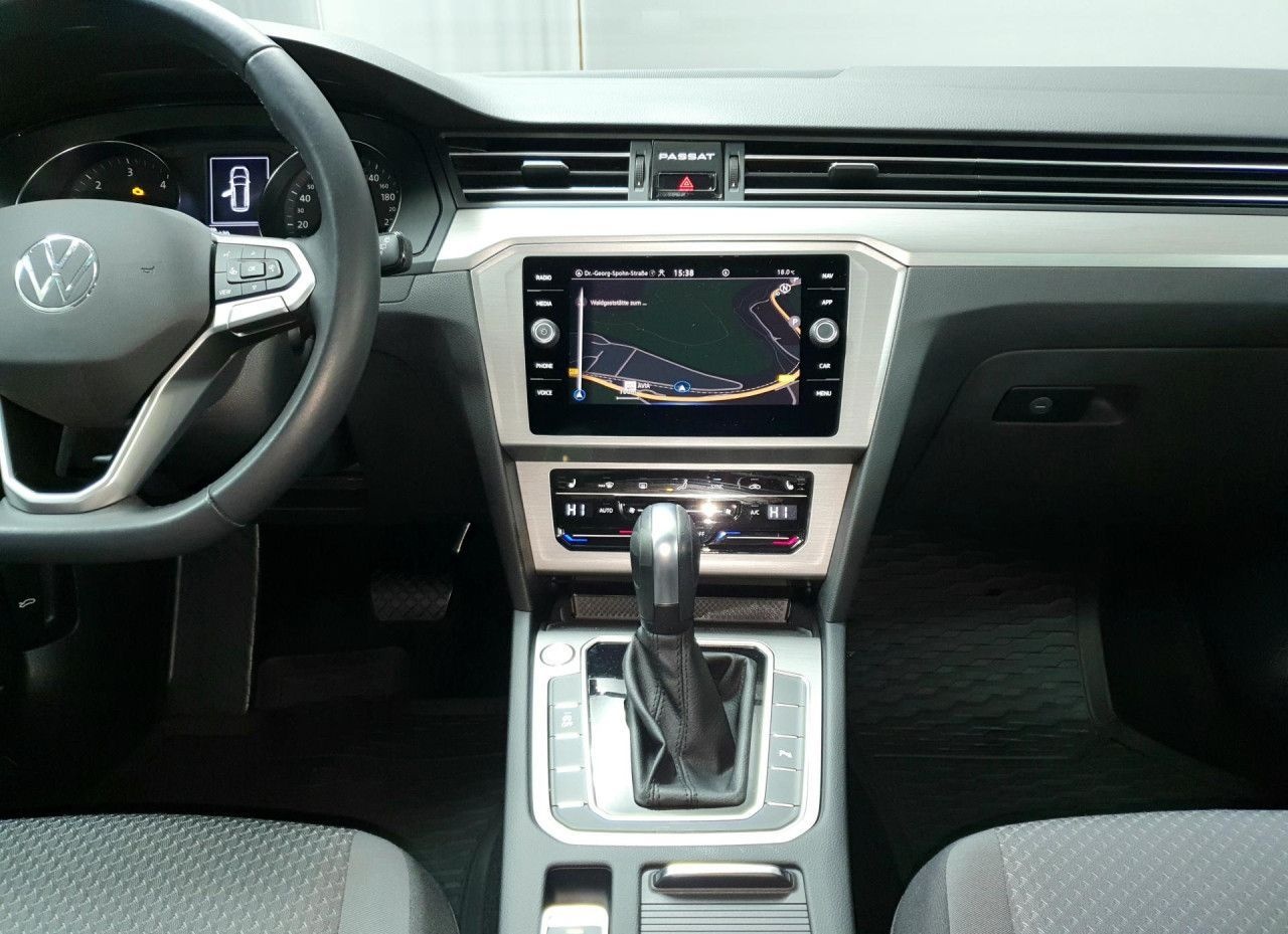 Volkswagen Passat Variant 2.0TDI DSG ACC/Navi/AppConnect foto 16