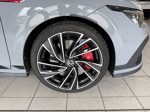 Volkswagen Golf VIII GTI Clubsport Black Style 2.0 TSI DSG foto 9