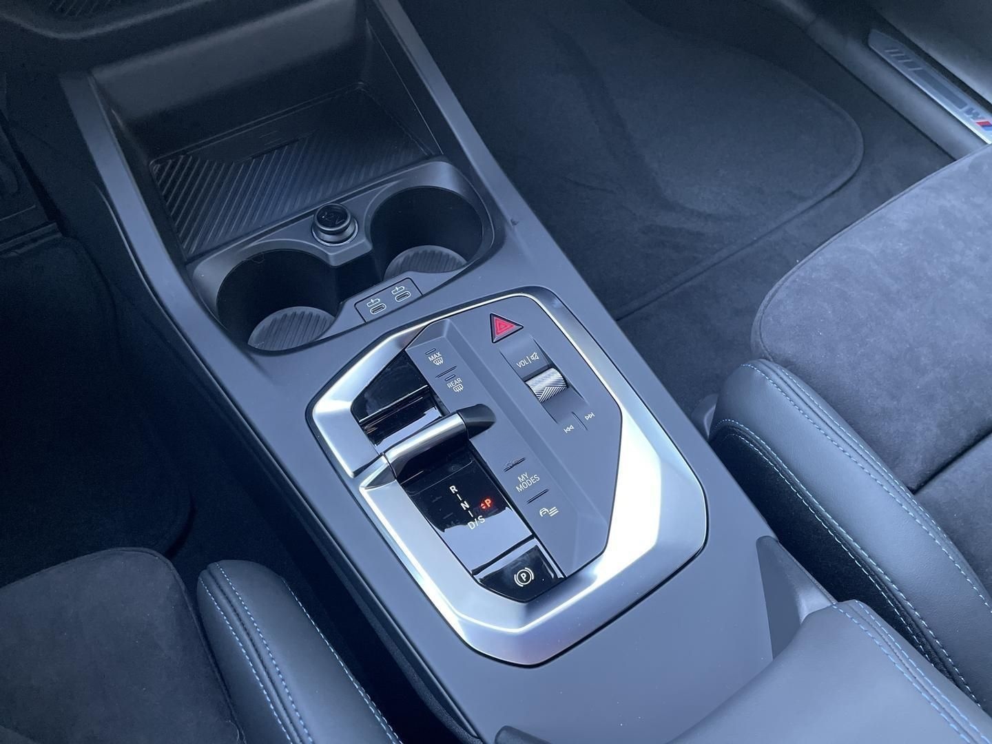 BMW 220 Gran Coupe Sportpaket AD Navi Digitales Cock foto 13