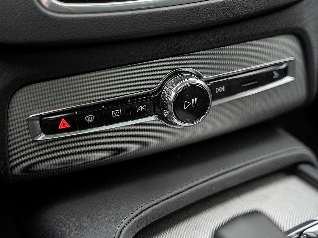 Volvo XC90 B5 AWD Plus Bright PANORAMADACH H K KAMERA foto 19