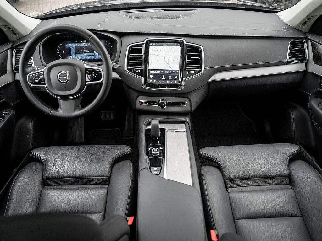 Volvo XC90 B5 AWD Plus Bright PANORAMADACH H K KAMERA foto 9