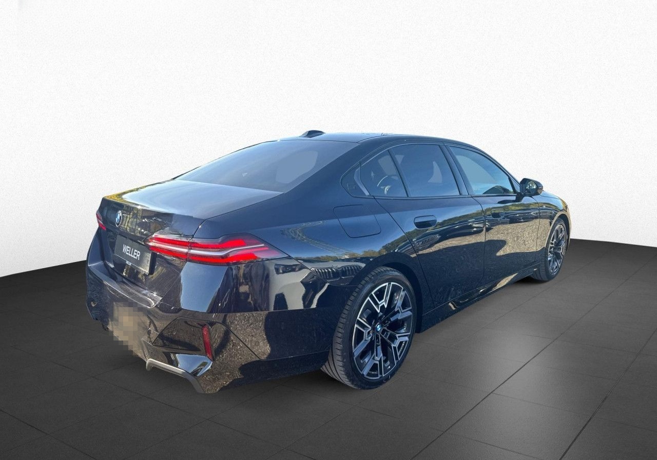 BMW 520dA M SPORT LivePro,AHK,360°,StHzg,Alu20,St+G foto 9