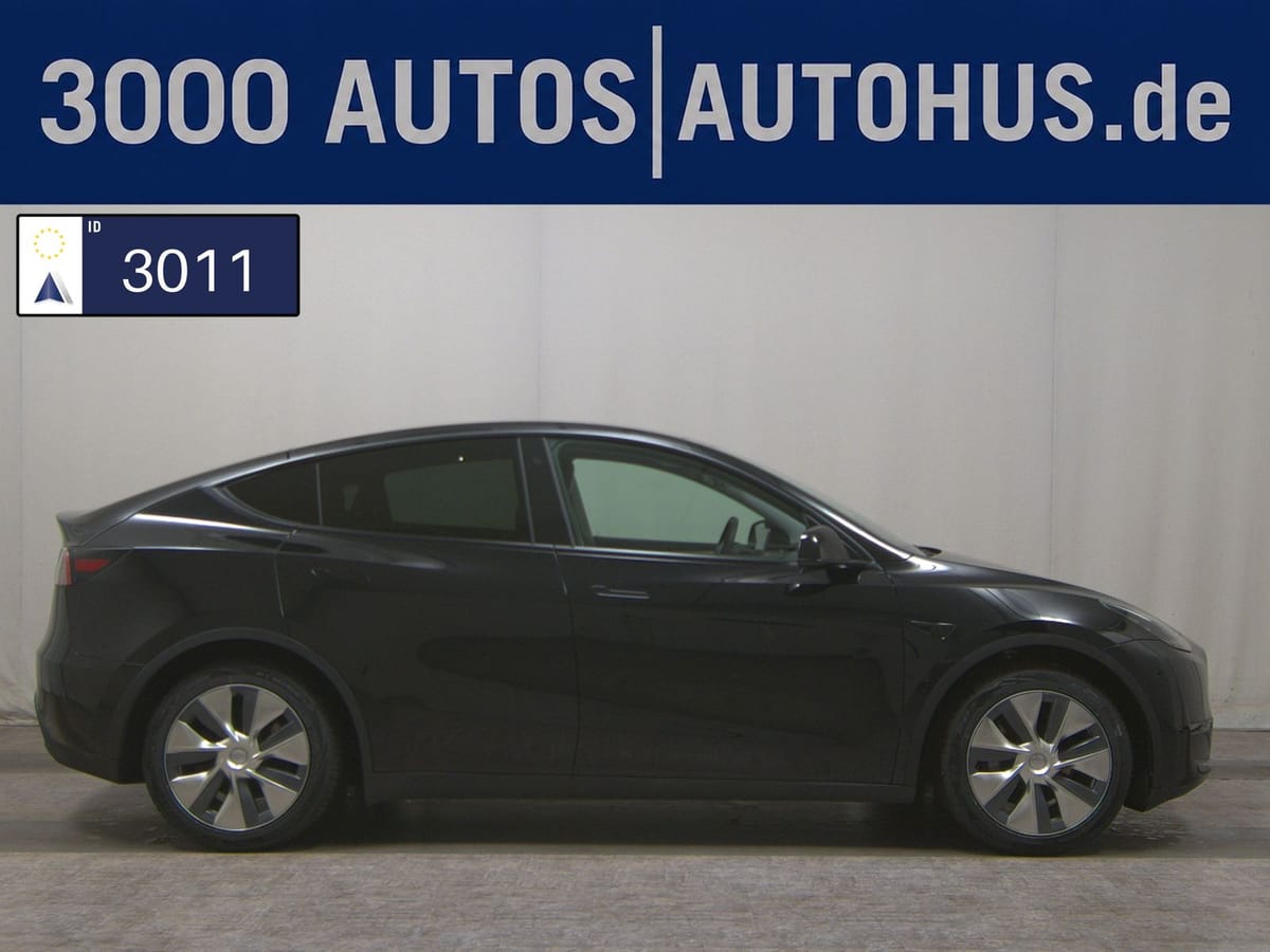 Tesla Model Y Long Range AWD Leder Navi LED Shz