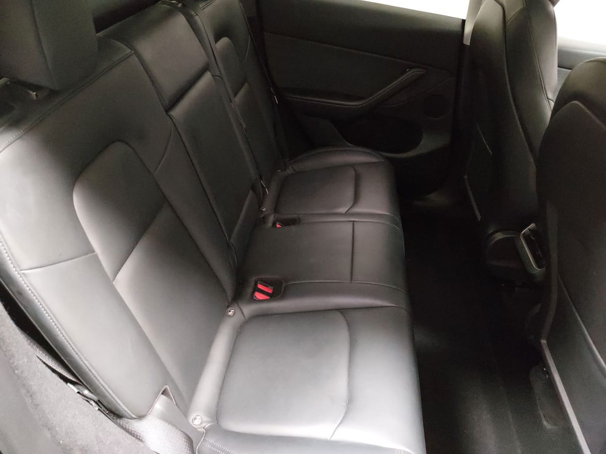 Tesla Model Y Long Range AWD Leder Navi LED Shz foto 12