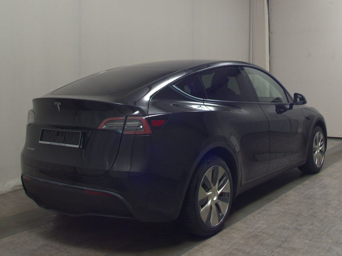 Tesla Model Y Long Range AWD Leder Navi LED Shz foto 4