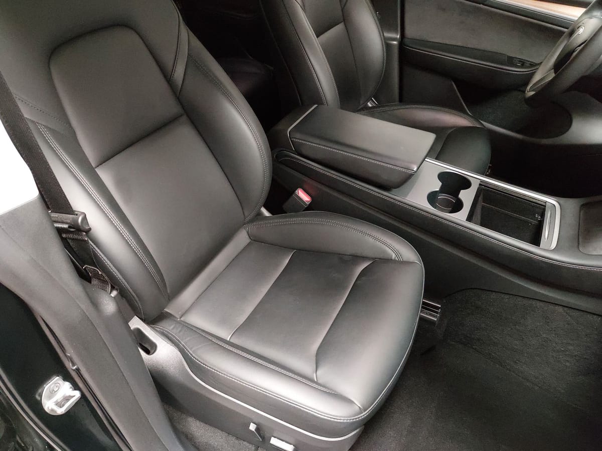 Tesla Model Y Long Range AWD Leder Navi LED Shz foto 10