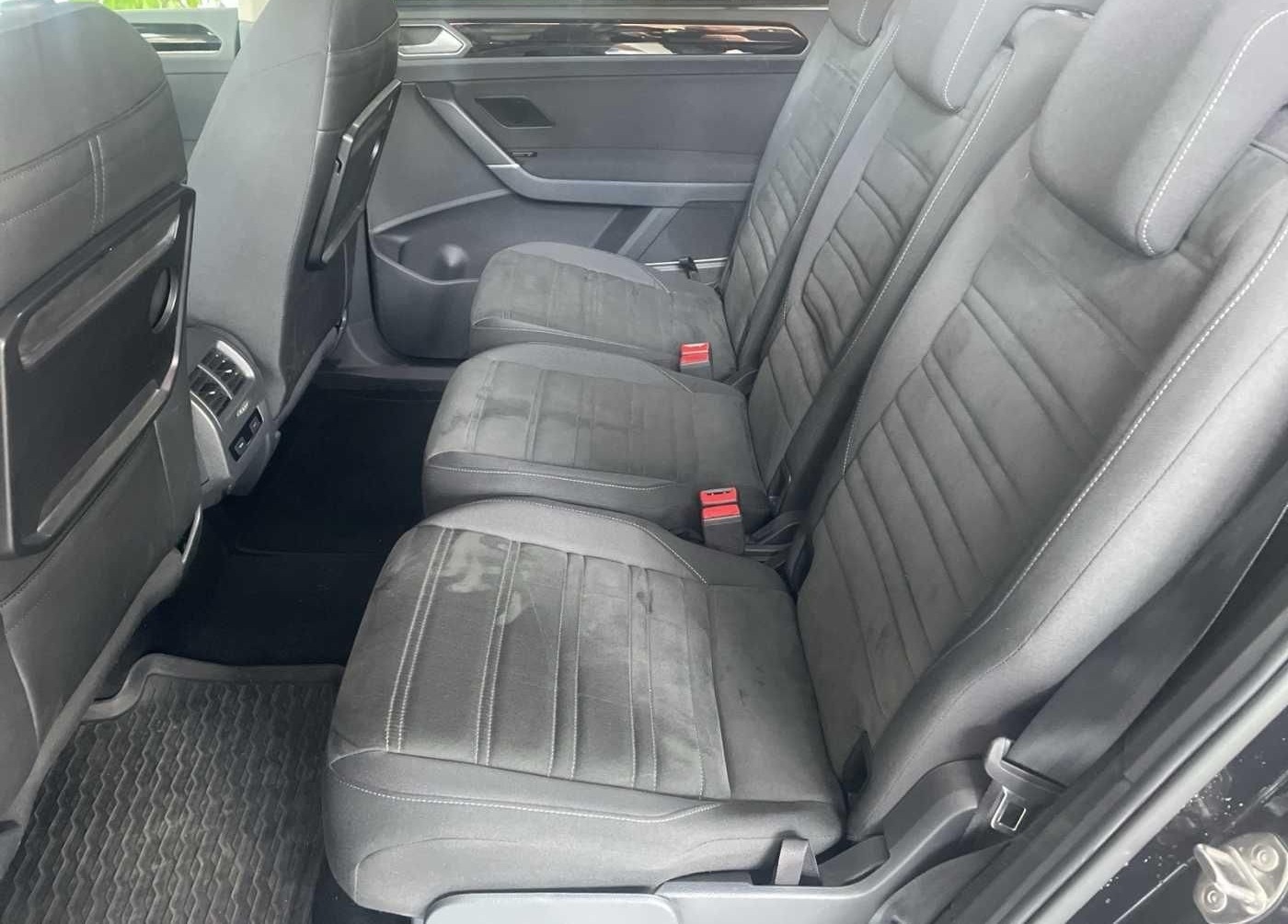 Volkswagen Touran Diesel 2.0 TDI SCR  DSG Highline foto 11