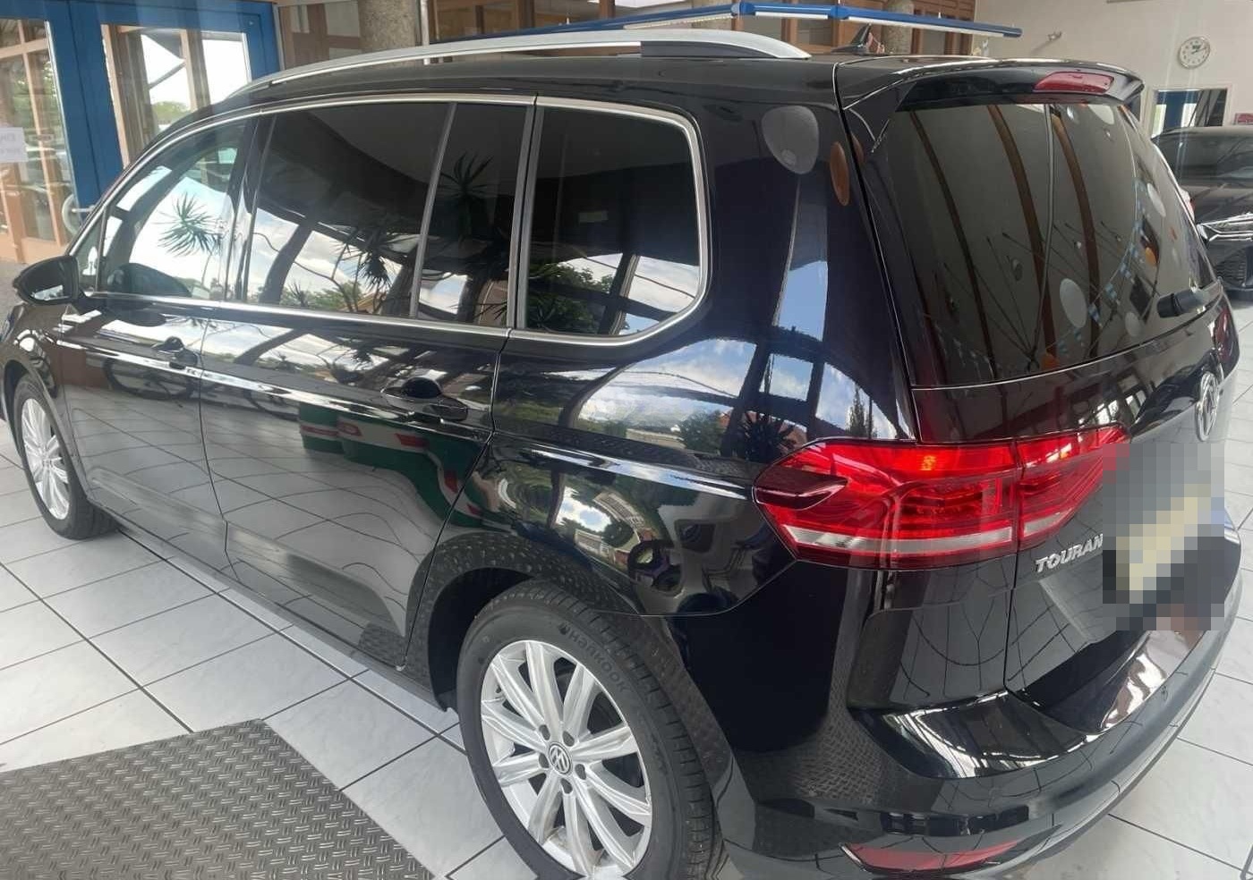 Volkswagen Touran Diesel 2.0 TDI SCR  DSG Highline foto 8