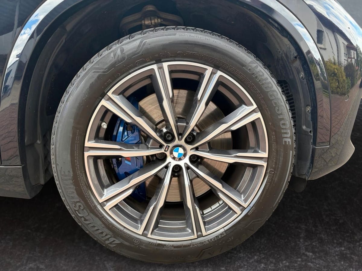 BMW X5 xDrive30d M Sport AHK PANO STANDH HUD foto 9