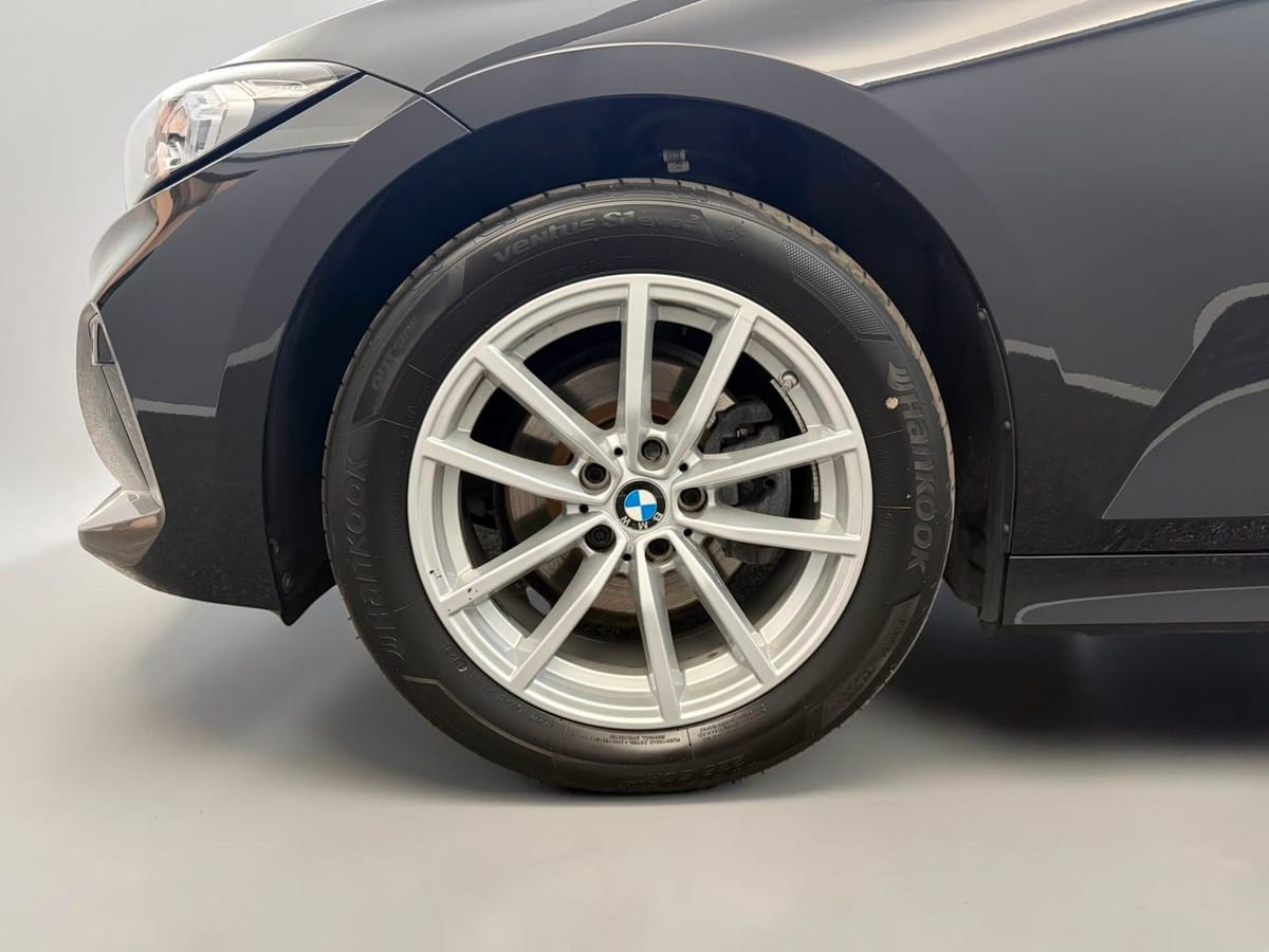 BMW 320d Limo xDrive Shadow-Line WIDE LED CARPLAY foto 4