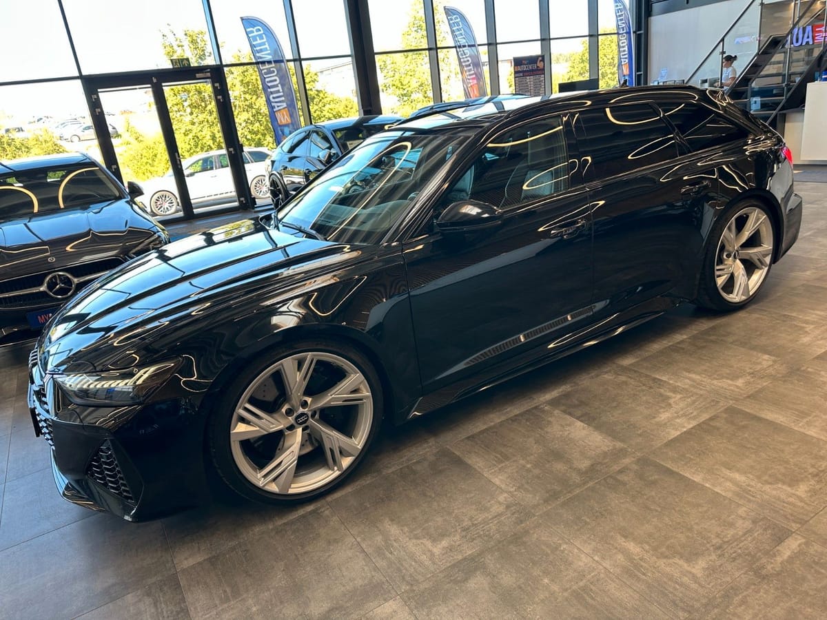Audi RS6 4.0 TFSI tiptr. quattro *HUD*PANO*MATRIX* foto 23