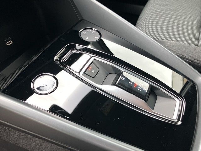 Audi A3 Sportback 35 TFSI S-tronic S line ACC+LED+RFK foto 14