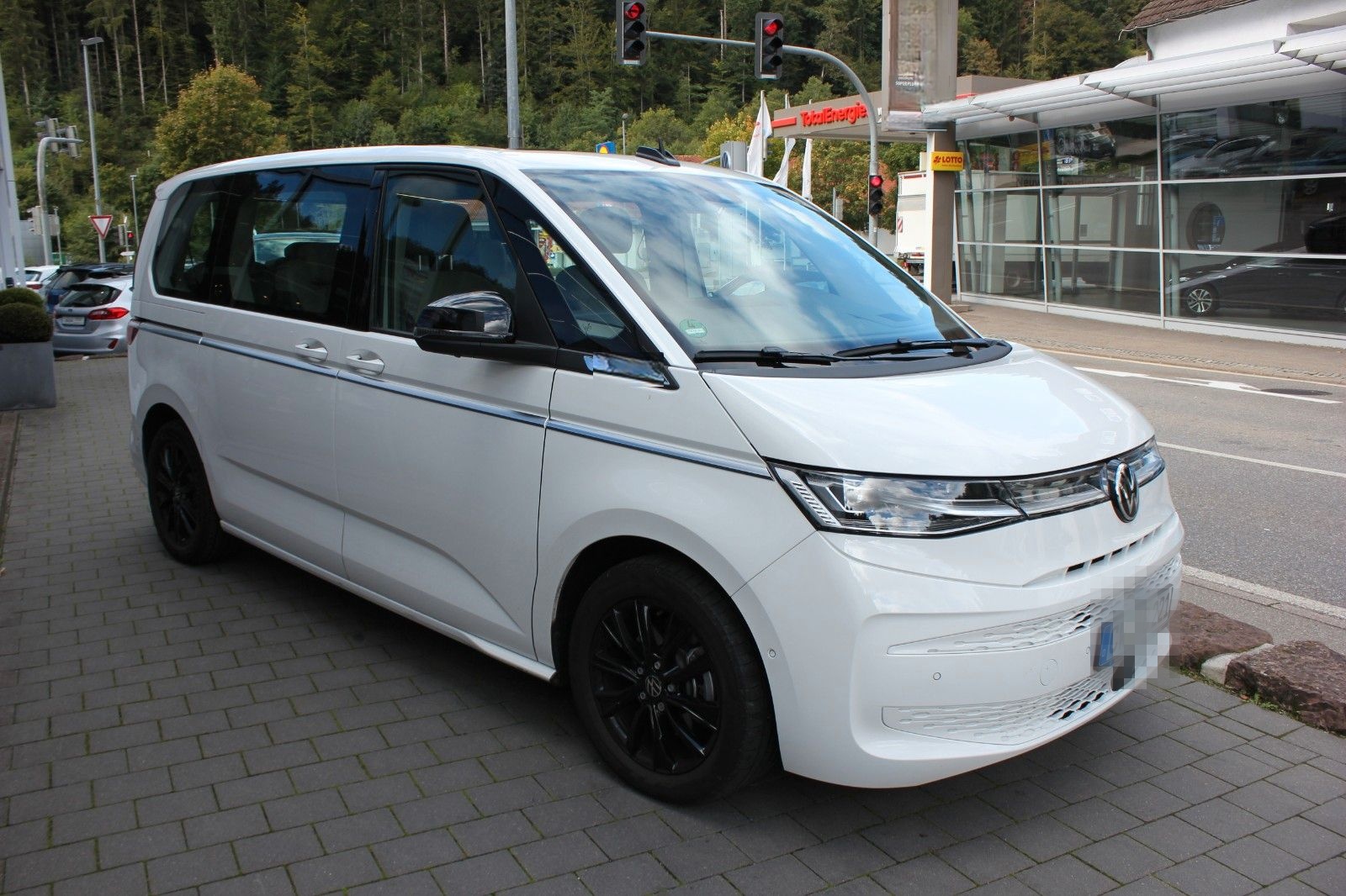 Volkswagen T7 Multivan Style 2.0 TDI DSG AHK,Navi,Panodach foto 2