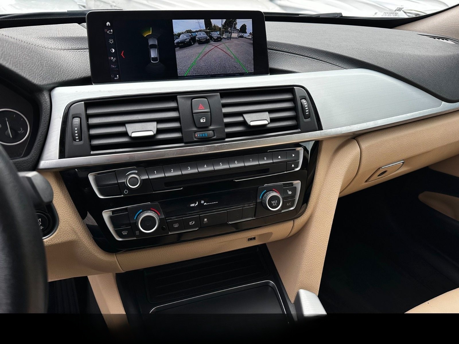 BMW 318d Gran Turismo Luxury Line * LED * NAVI * AHK foto 17