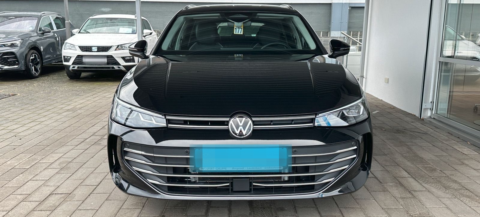 Volkswagen Passat Business 1.5 eTSI DSG AHK 360° ACC NAVI C foto 7