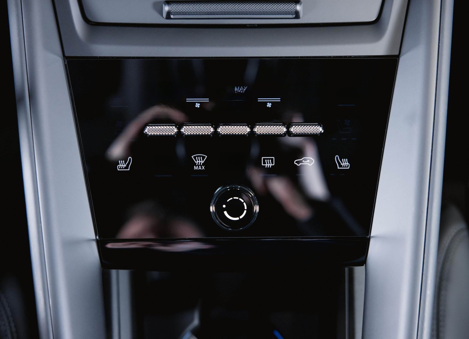 Porsche Macan 4 Electric Sport Chrono Panoramadach foto 20