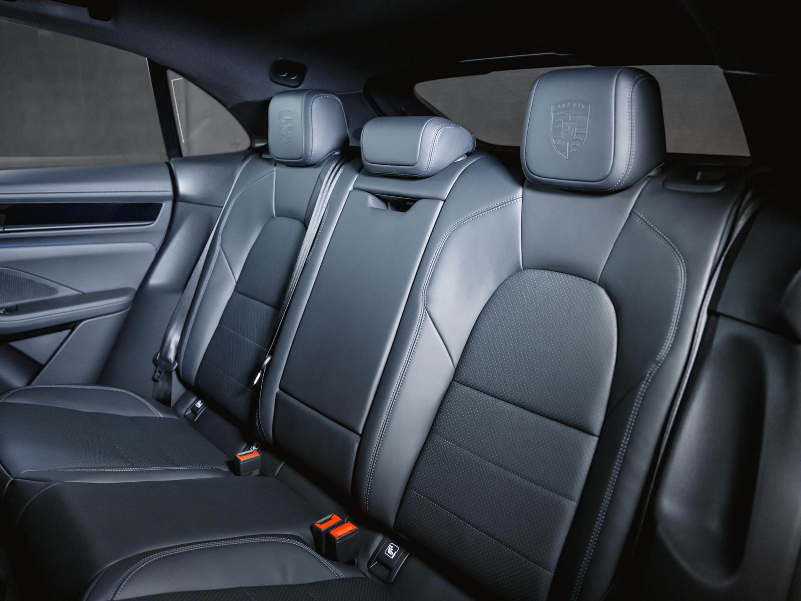 Porsche Macan 4 Electric Sport Chrono Panoramadach foto 21