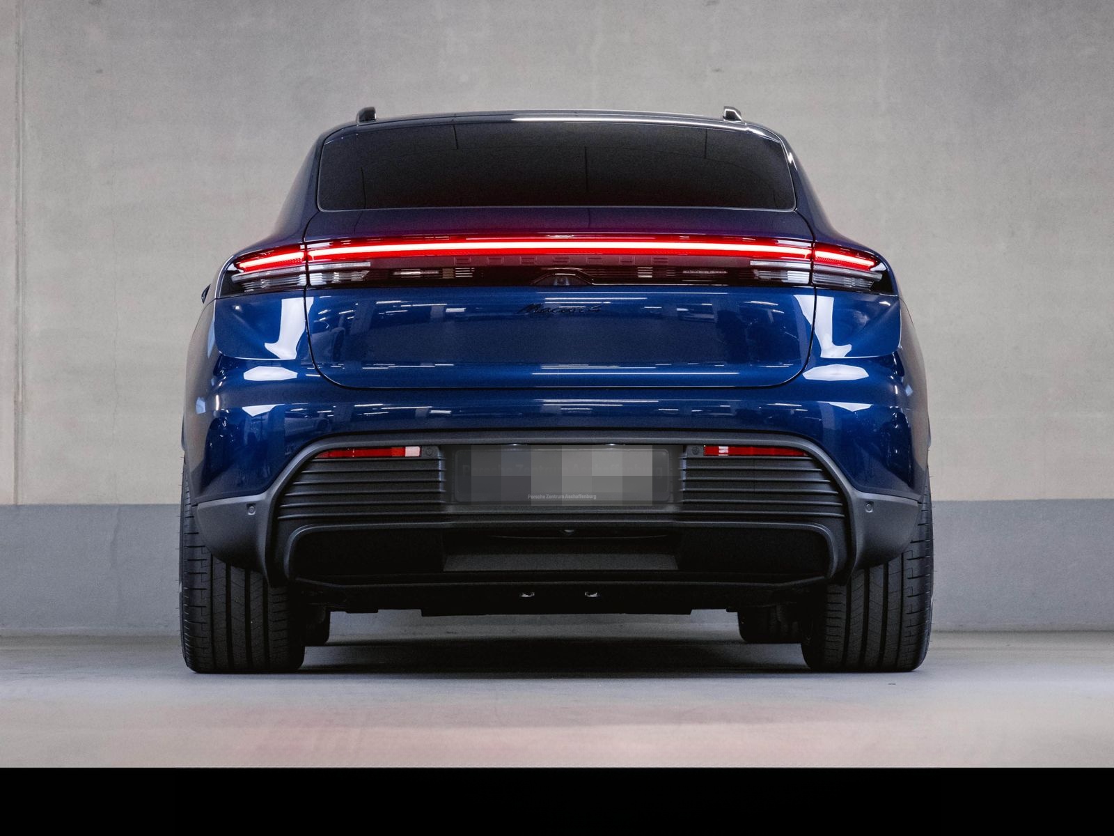 Porsche Macan 4 Electric Sport Chrono Panoramadach foto 5