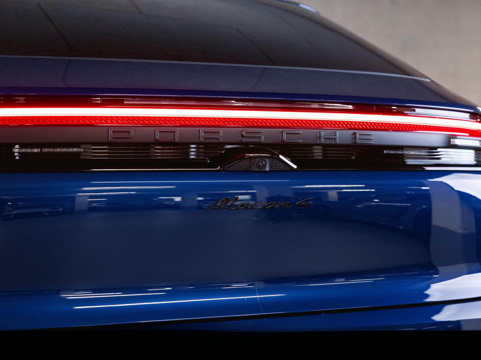 Porsche Macan 4 Electric Sport Chrono Panoramadach foto 8