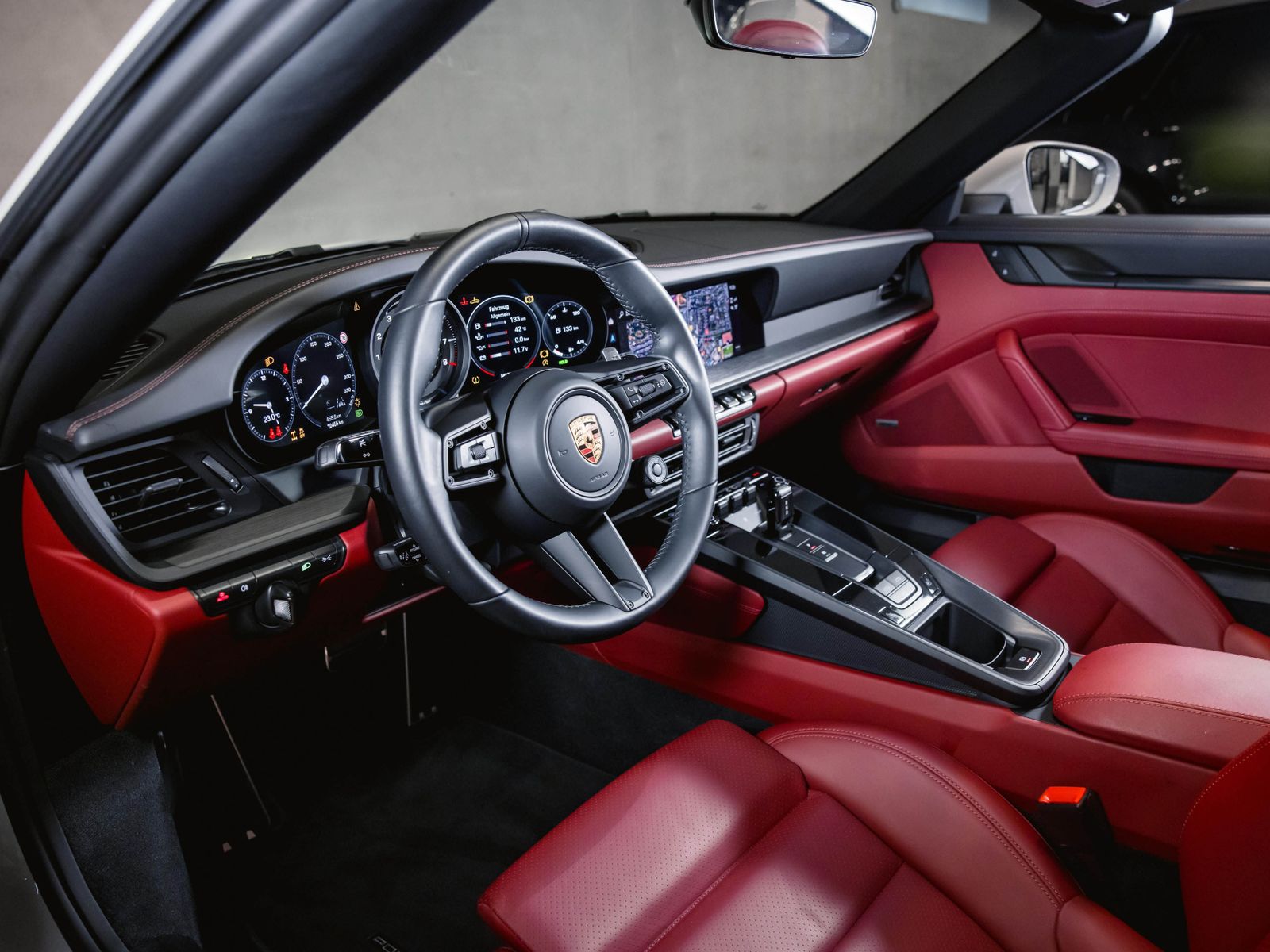 Porsche 911 Carrera 4 GTS Liftsystem BOSE Sportsitze foto 17