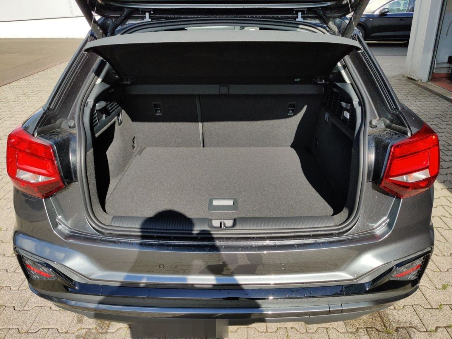 Audi Q2 S-line 35 TFSI S-tronic, 5J.Garantie, AHK, LE foto 12