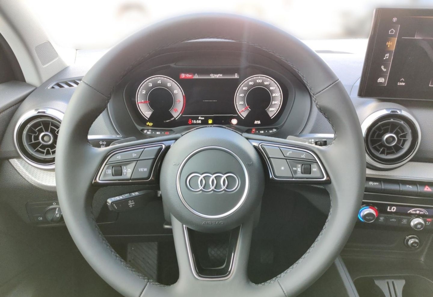 Audi Q2 S-line 35 TFSI S-tronic, 5J.Garantie, AHK, LE foto 8
