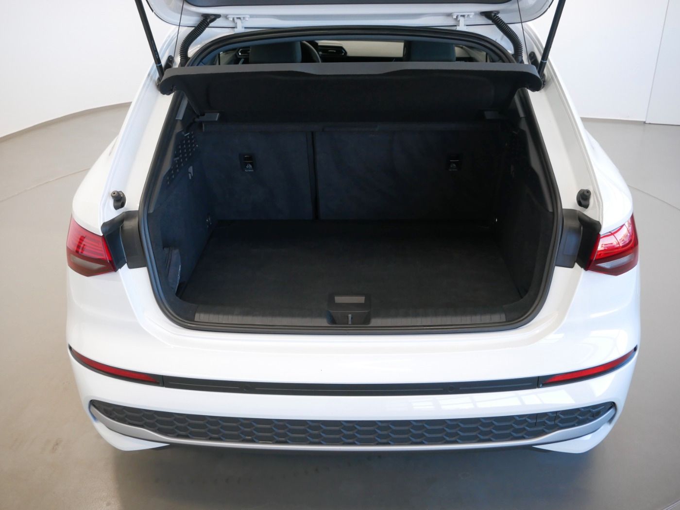 Audi A3 Sportback 30 TFSI advanced AHK virt. Cock.+ N foto 7