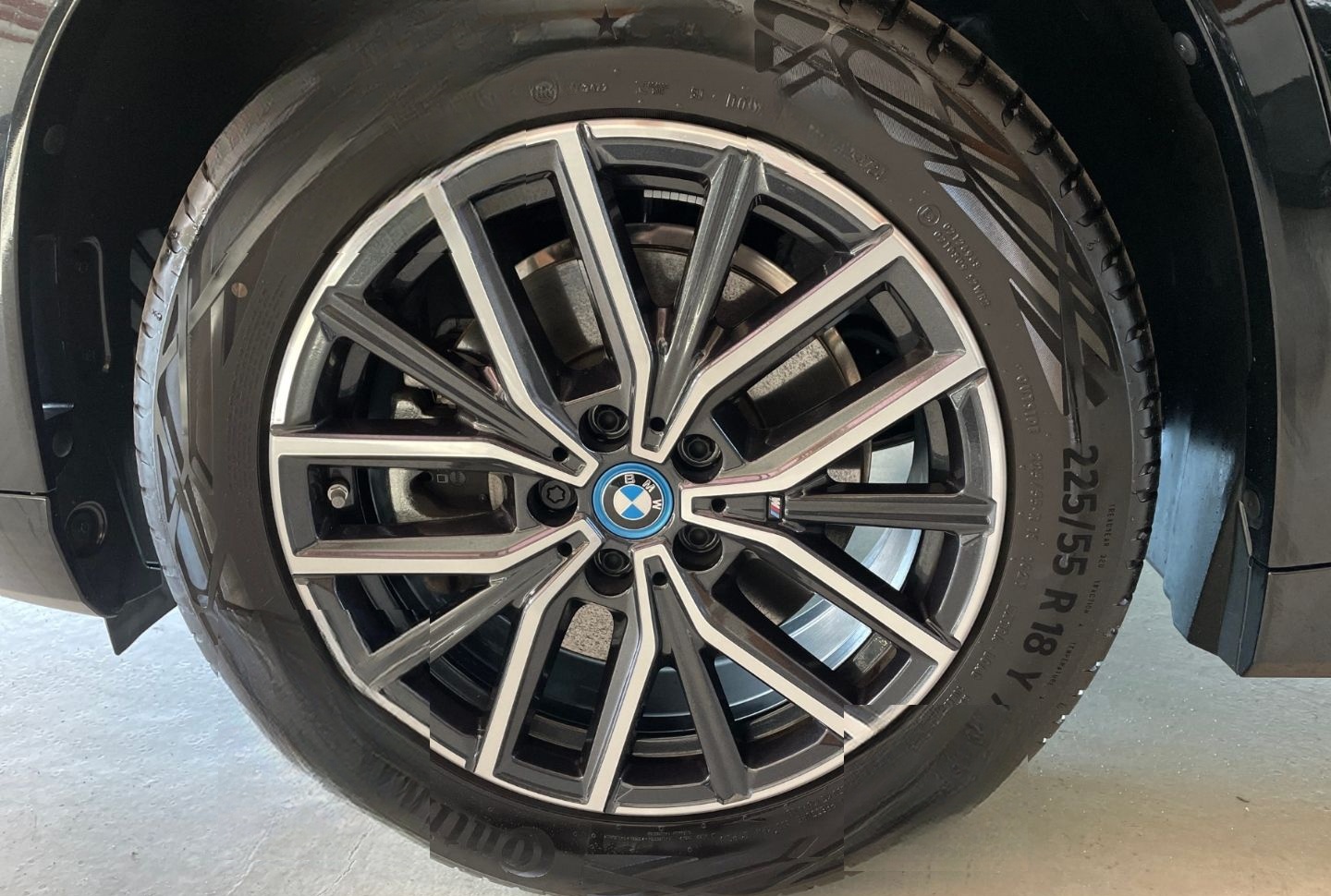 BMW iX1 xDrive30 Elektro M Sport AHK AdapLED Haed-Up foto 13