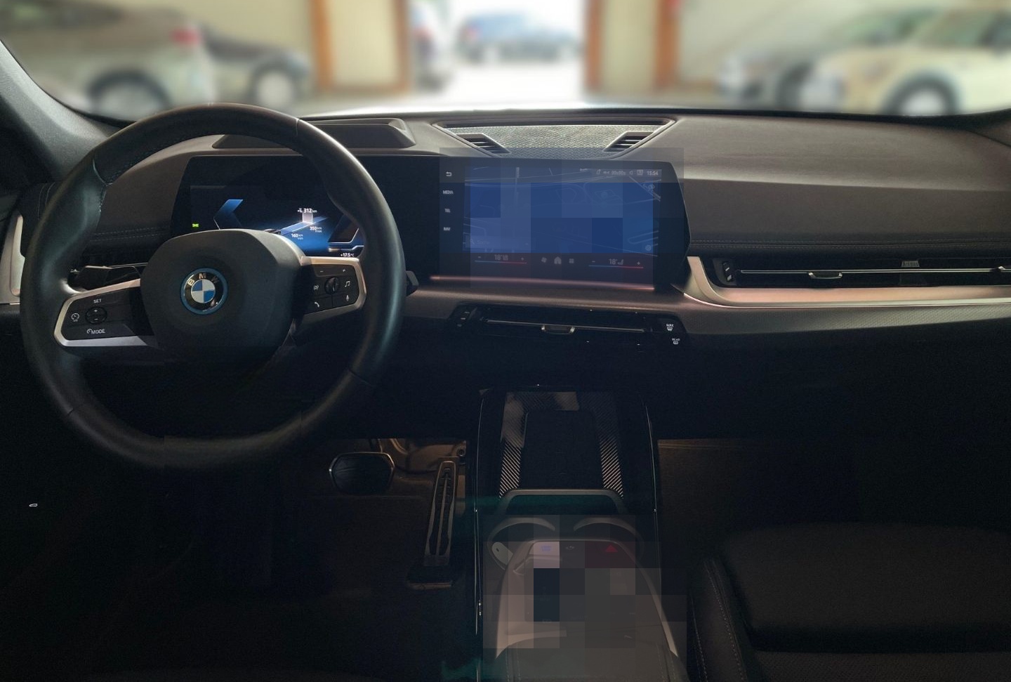 BMW iX1 xDrive30 Elektro M Sport AHK AdapLED Haed-Up foto 7