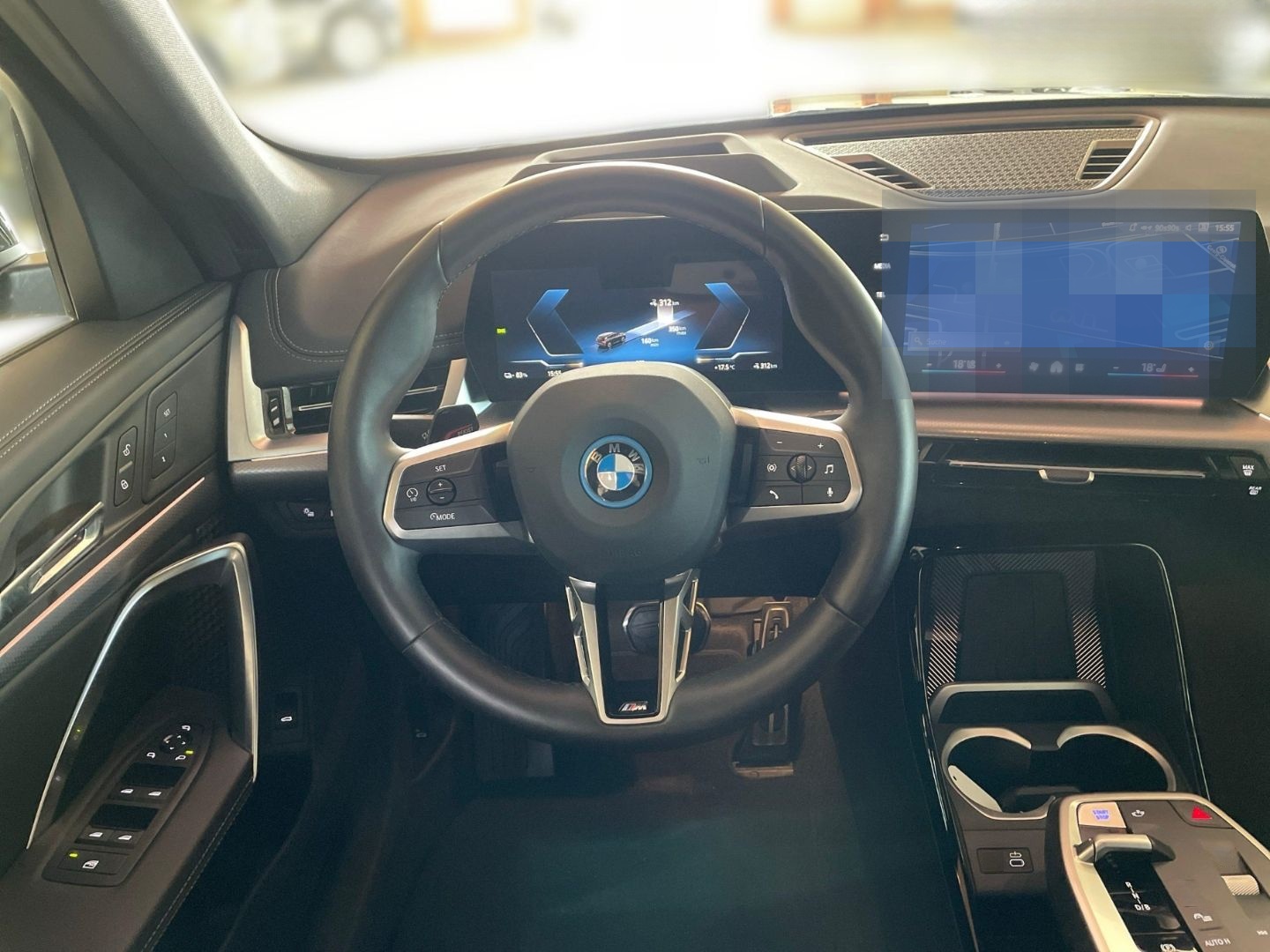 BMW iX1 xDrive30 Elektro M Sport AHK AdapLED Haed-Up foto 8