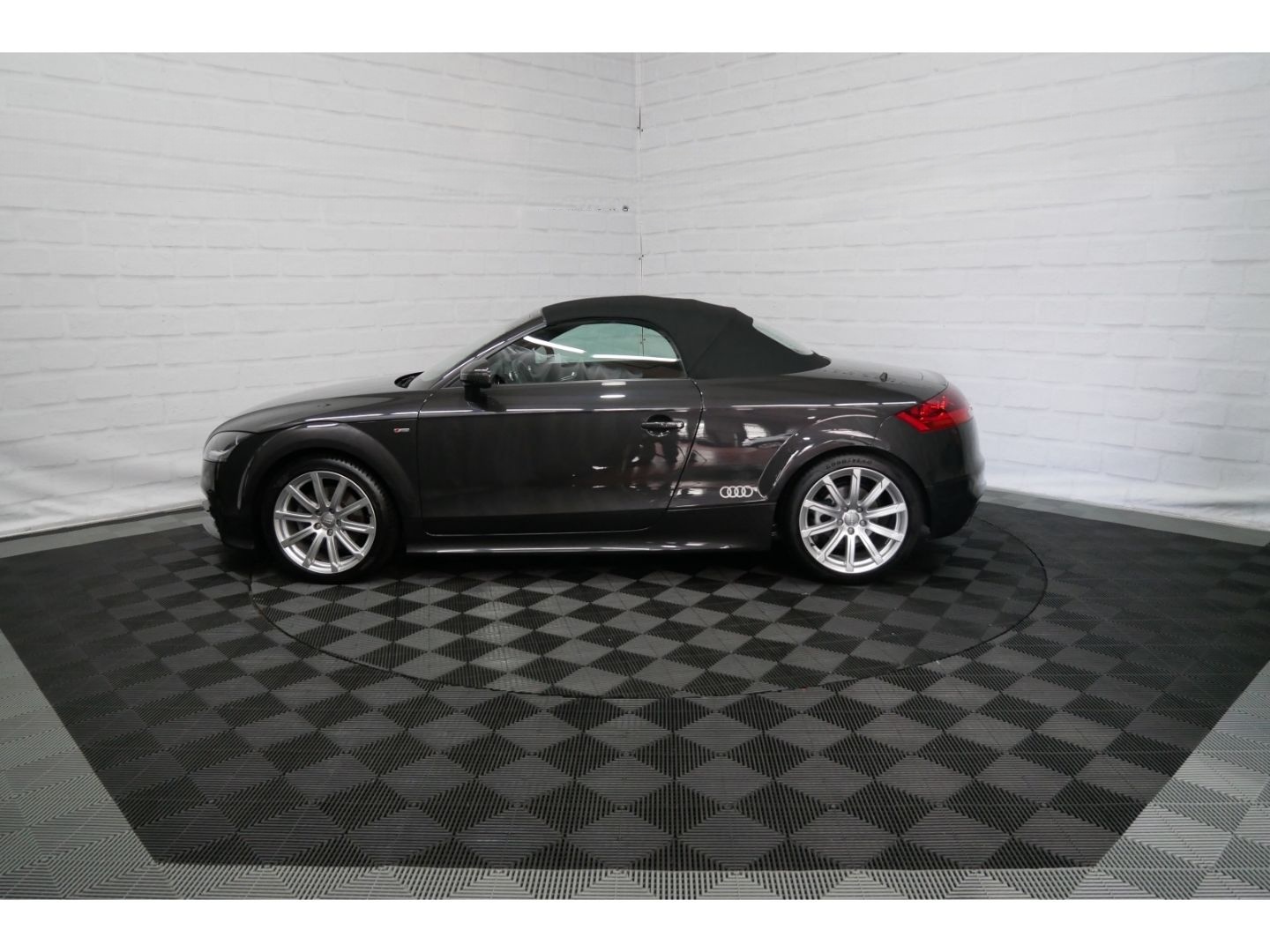 Audi TT 1.8 TFSI S line Xenon+Navi-MMI+Alcantara+18'' foto 2