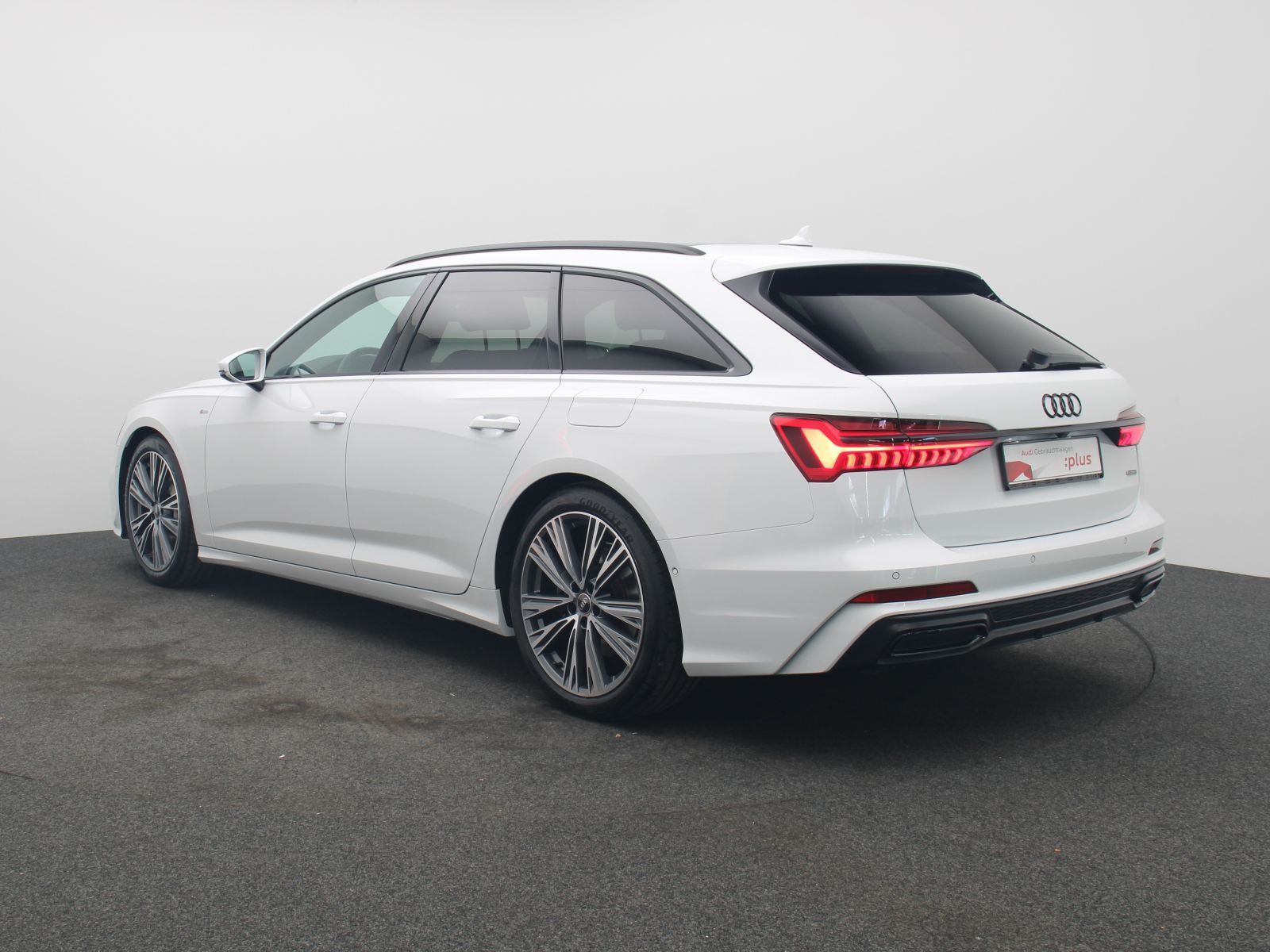 Audi A6 Avant S-Line 50 TFSIe quattro S-tronic Pano foto 5