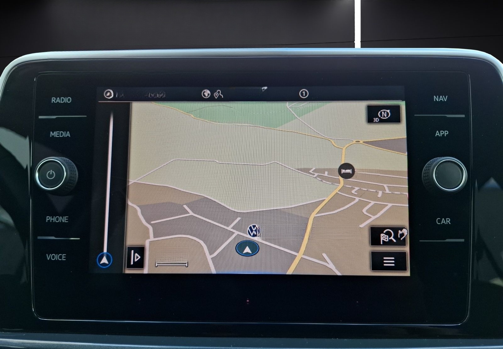Volkswagen T-Roc TSI Style LED Navi AID ACC Park-Assist SH foto 16