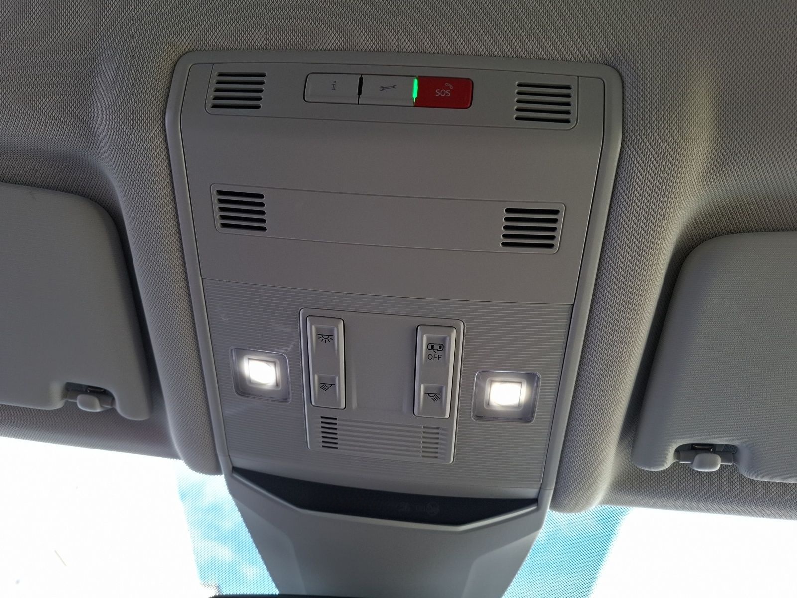 Volkswagen T-Roc TSI Style LED Navi AID ACC Park-Assist SH foto 21