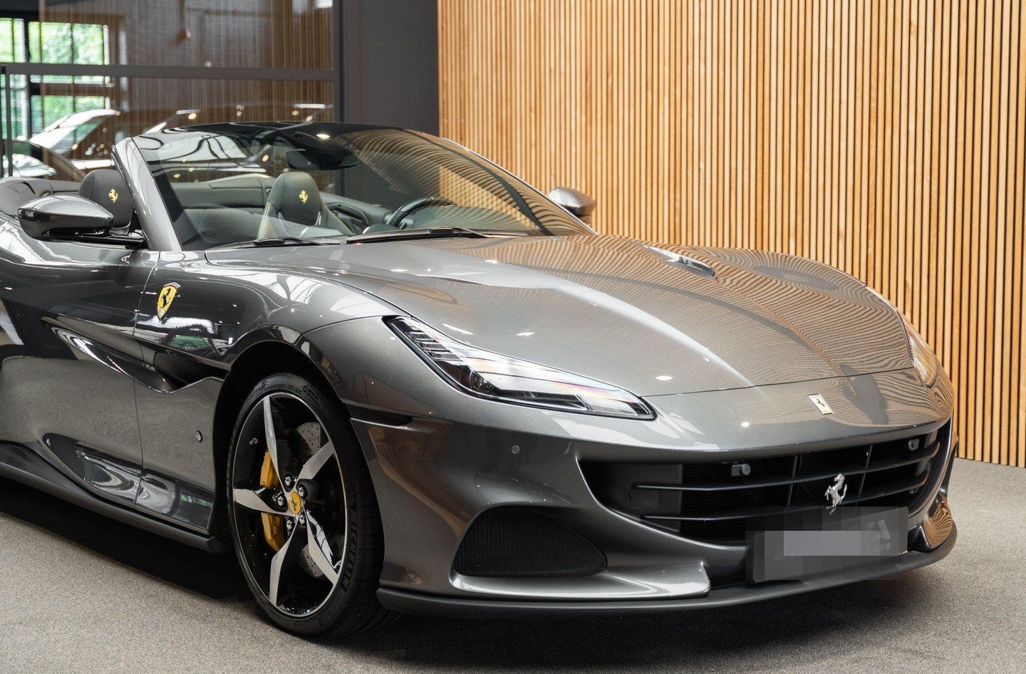 Ferrari Portofino M V8 HELE Carbon Daytona Seats 3.9 Por foto 11