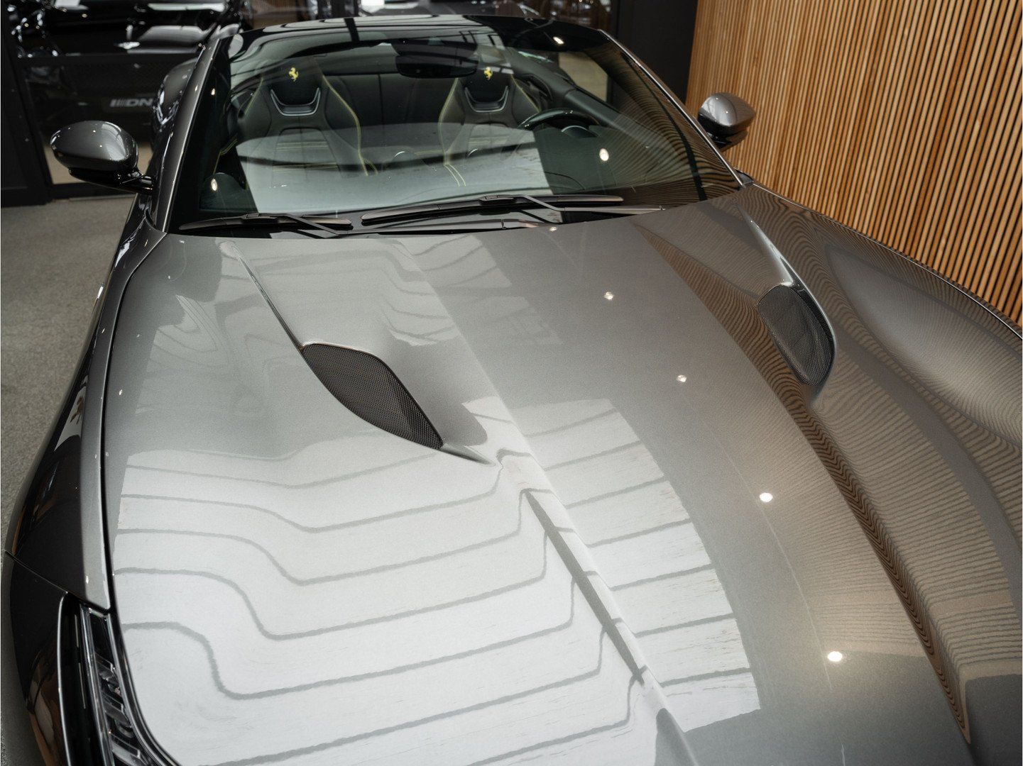 Ferrari Portofino M V8 HELE Carbon Daytona Seats 3.9 Por foto 14