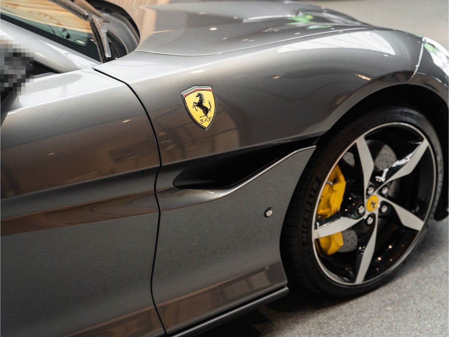 Ferrari Portofino M V8 HELE Carbon Daytona Seats 3.9 Por foto 15
