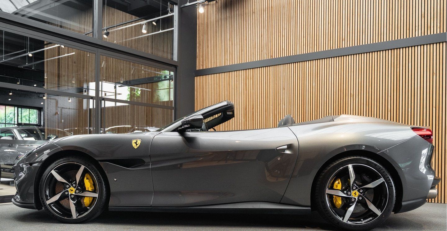 Ferrari Portofino M V8 HELE Carbon Daytona Seats 3.9 Por foto 3