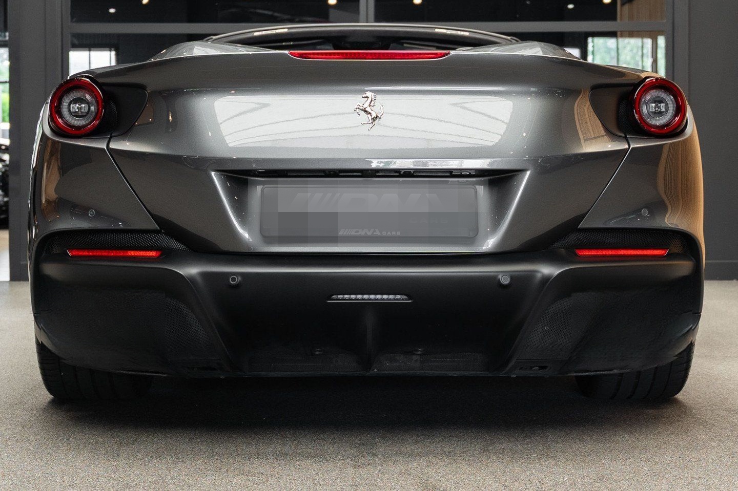 Ferrari Portofino M V8 HELE Carbon Daytona Seats 3.9 Por foto 4