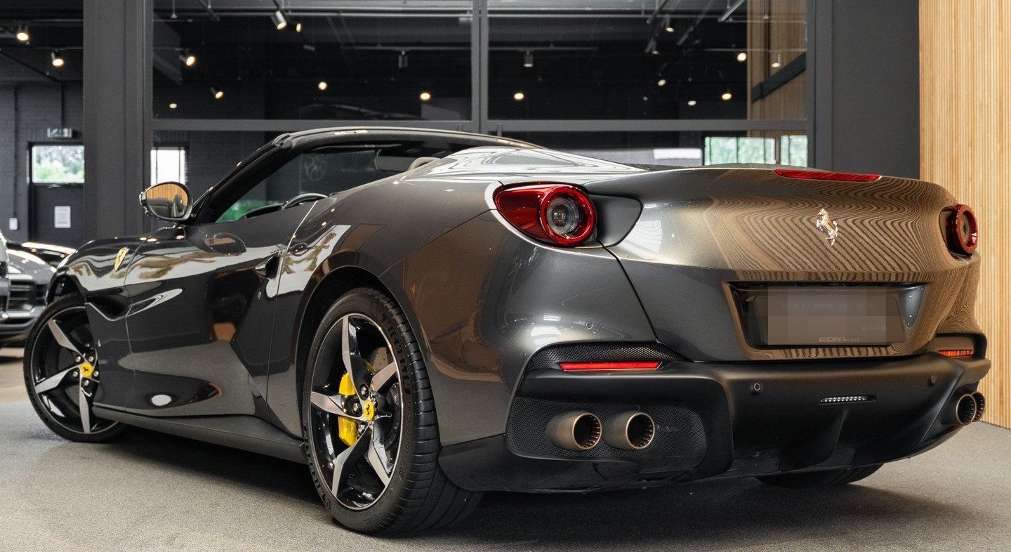 Ferrari Portofino M V8 HELE Carbon Daytona Seats 3.9 Por foto 5