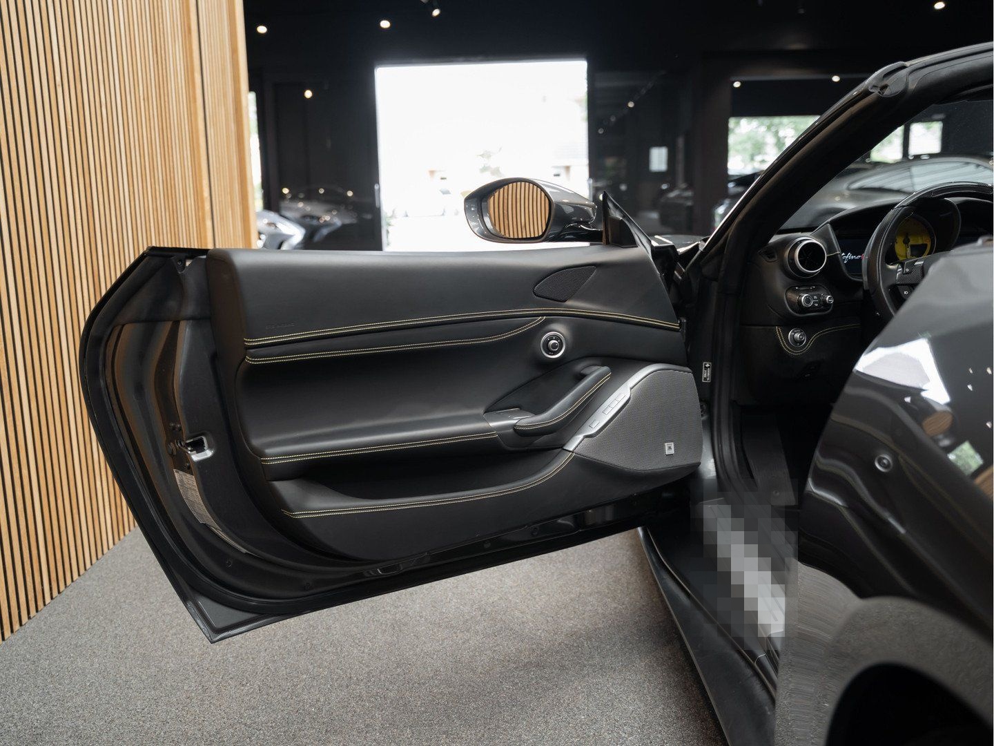 Ferrari Portofino M V8 HELE Carbon Daytona Seats 3.9 Por foto 6